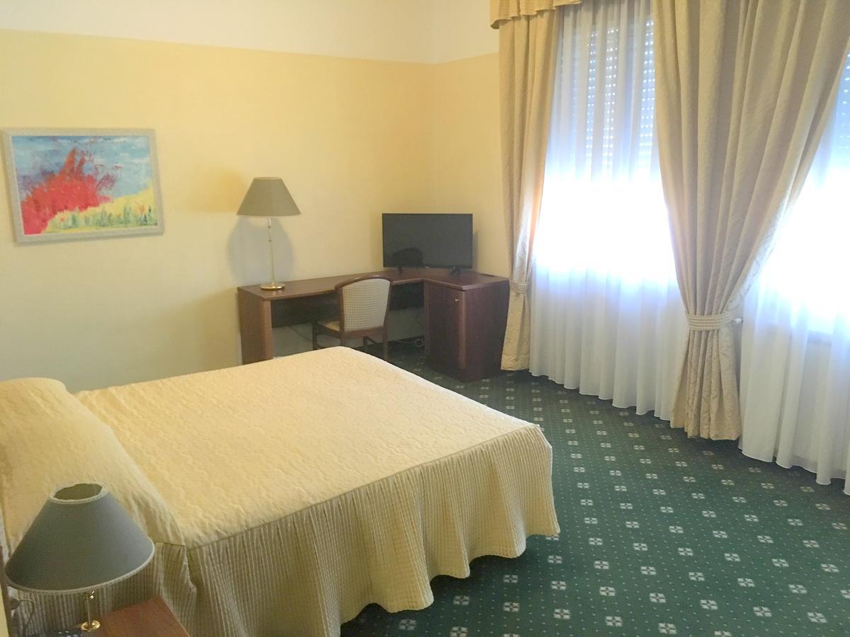 Hotel Internazionale Гориция Екстериор снимка